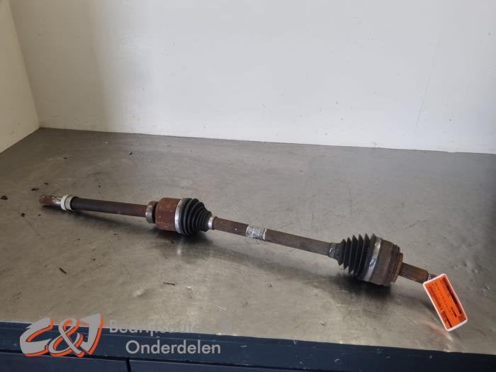 Aandrijfas rechts-voor van een Renault Master, Gebruikt, -, Renault, -