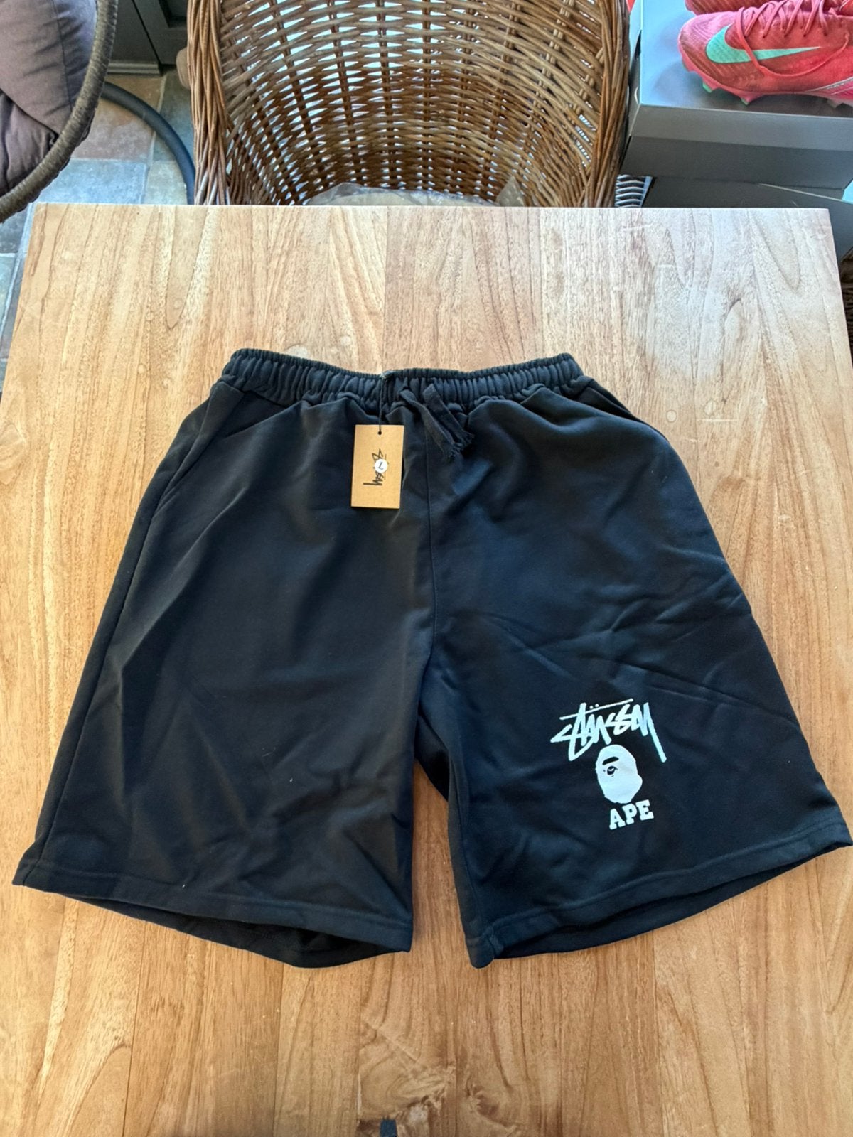 BAPE X STÜSSY  korte broek, Kleding | Heren, Broeken en Pantalons, Verzenden, Nieuw, Maat 52/54 (L), Zwart