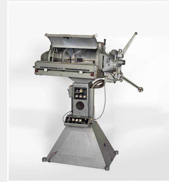Onderdelen Debrie 16mm gezocht, Ophalen, 1940 tot 1960, Projector