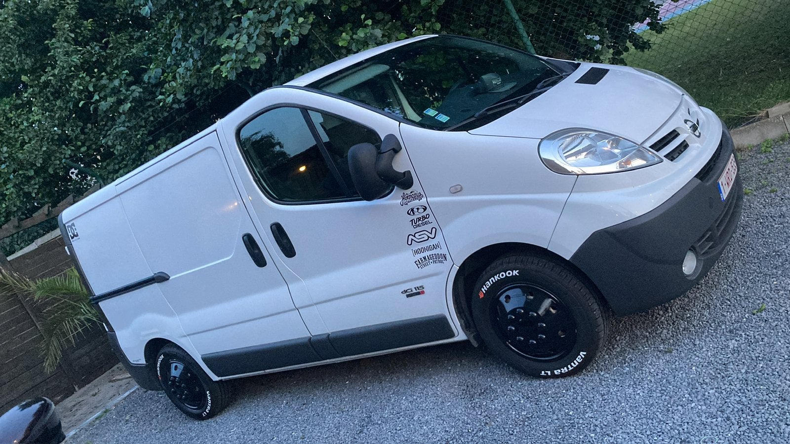 Nissan primastar 2015 115CDI nooit gebruikt als werkvoertuig, Auto's, Voorwielaandrijving, Zwart, Wit, 1900 cc