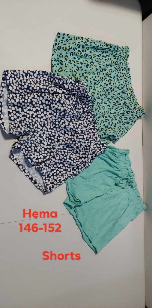 Meisjes Schorts aan 2 € stuk verschillende mate, Kinderen en Baby's, Kinderkleding | Maat 146, Meisje, Zo goed als nieuw, Hema