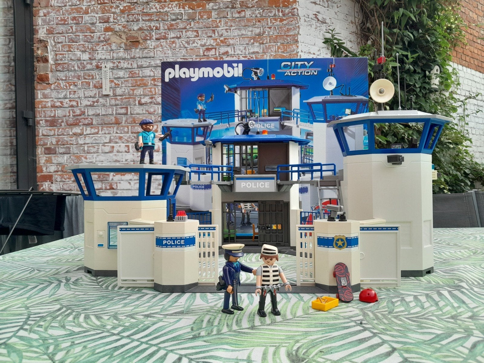 Poste de police Playmobil d'occasion 6872, Bâtiment, Utilisé, City action, Kit complet