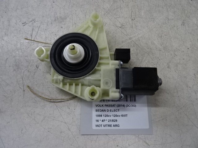 MOTOR RAAMMECHANIEK LINKS ACHTER Passat (3G2) (5Q4959802D), Auto-onderdelen, Carrosserie, Gebruikt, Achter, Volkswagen