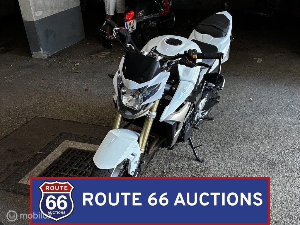 Suzuki GSR750 | 2011 | Route 66 Auctions, Motoren, Bedrijf, Overig