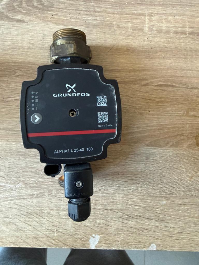 Pompe de circulation Grundfos, Enlèvement, Neuf
