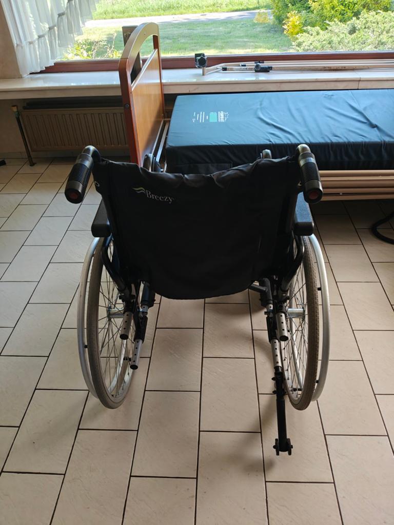 Rolstoel, Diversen, Ophalen