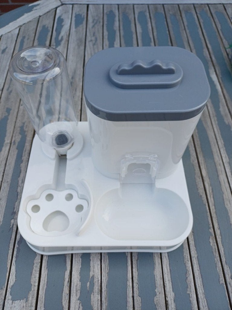 Voederbak en speeltje voor katten, Dieren en Toebehoren, Ophalen of Verzenden, Nieuw