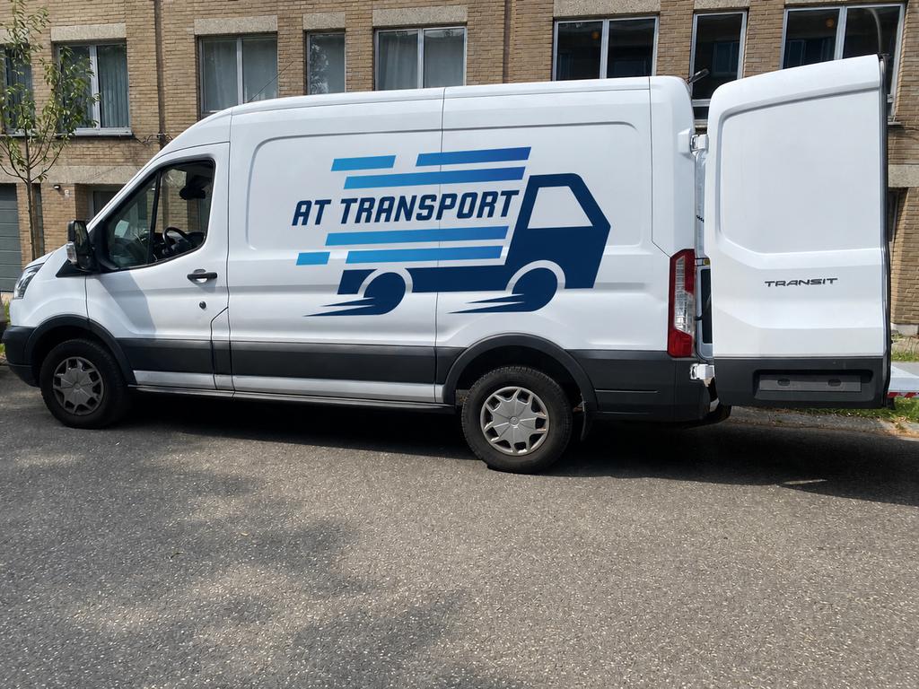 Uw betrouwbare transportdienst!, Diensten en Vakmensen, Verhuizers en Opslag