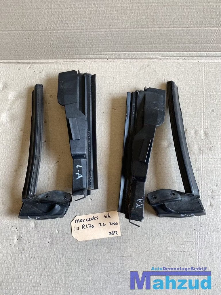 MERCEDES SLK R170 Raamrubber links rechts, Mercedes-Benz AG, Mercedes-Benz, Utilisé, Mercedesstrasse 120
70372  Stuttgart, DE