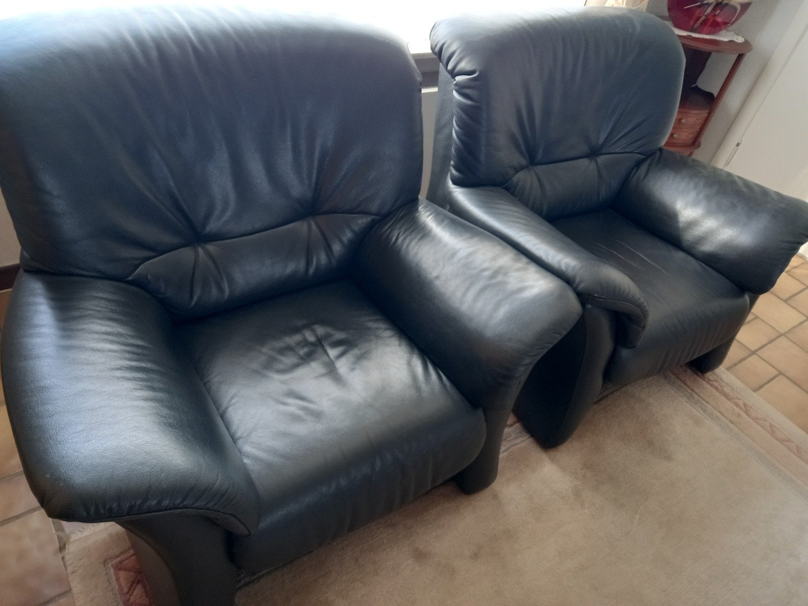 Salon in zwart leer, lederen zetel, 3zit en 2x 1zit, Huis en Inrichting, Ophalen, Gebruikt, 100 tot 125 cm, 150 tot 200 cm