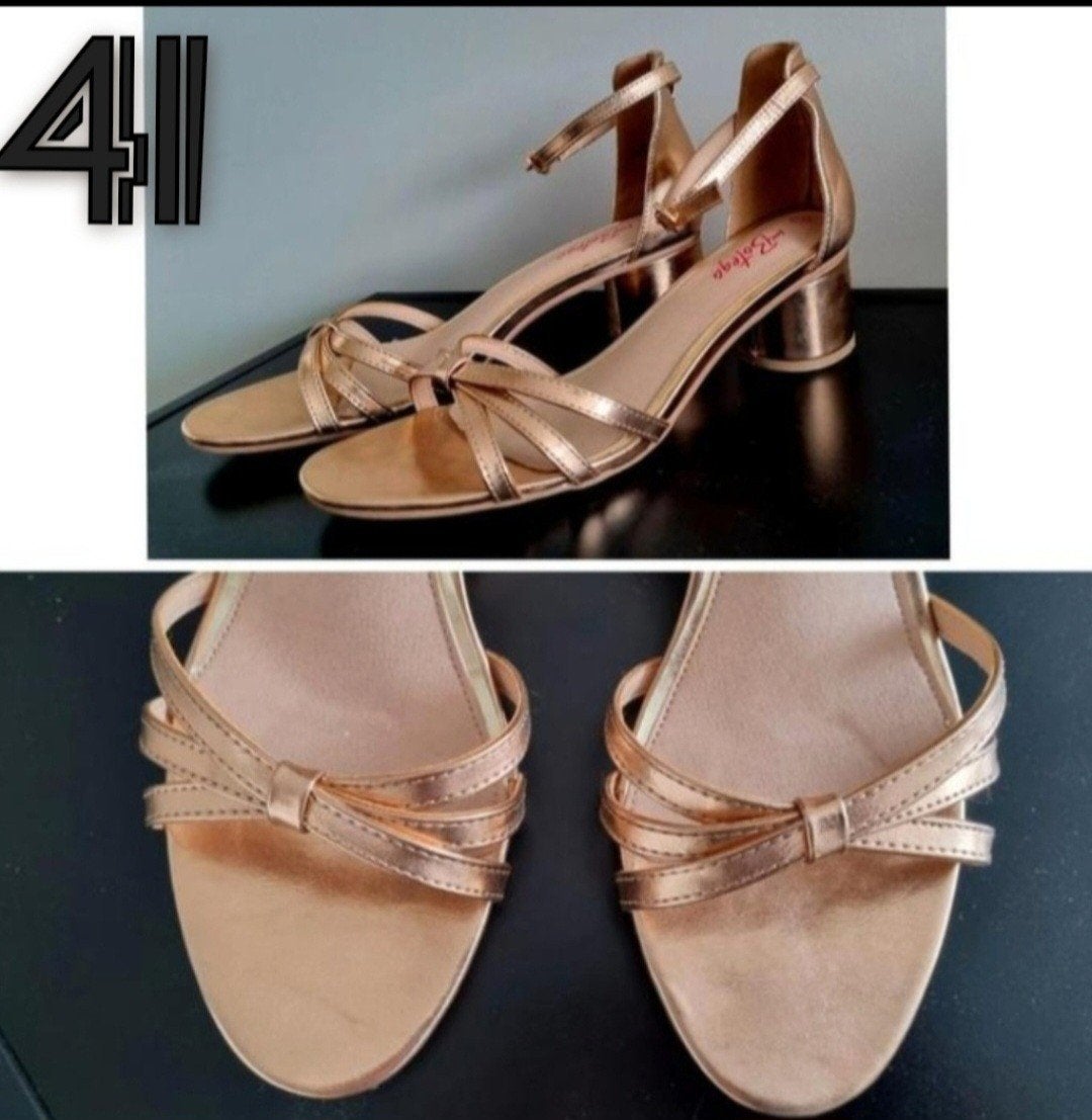 Sandalen rose/ goud 41 1x gedragen NIEUWSTAAT ‼️, Ophalen of Verzenden, Zo goed als nieuw, Goud