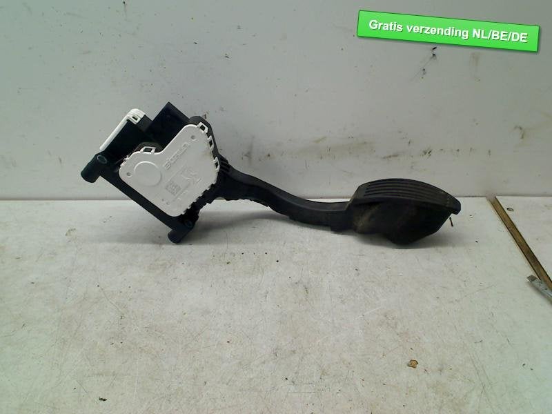 GASPEDAALSENSOR Fiat 500 (312) (01-2007/12-2012) (52054094), FCA Germany GmbH, Gebruikt, IPC D1-09 Bahnhofsplatz
65423  Rüsselsheim am Main, DE