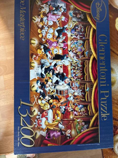 Puzzel clementoni 13200 stukjes, Ophalen of Verzenden, Zo goed als nieuw