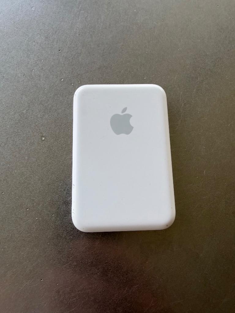 Apple MagSafe power bank, Ophalen of Verzenden, Zo goed als nieuw, Apple iPhone