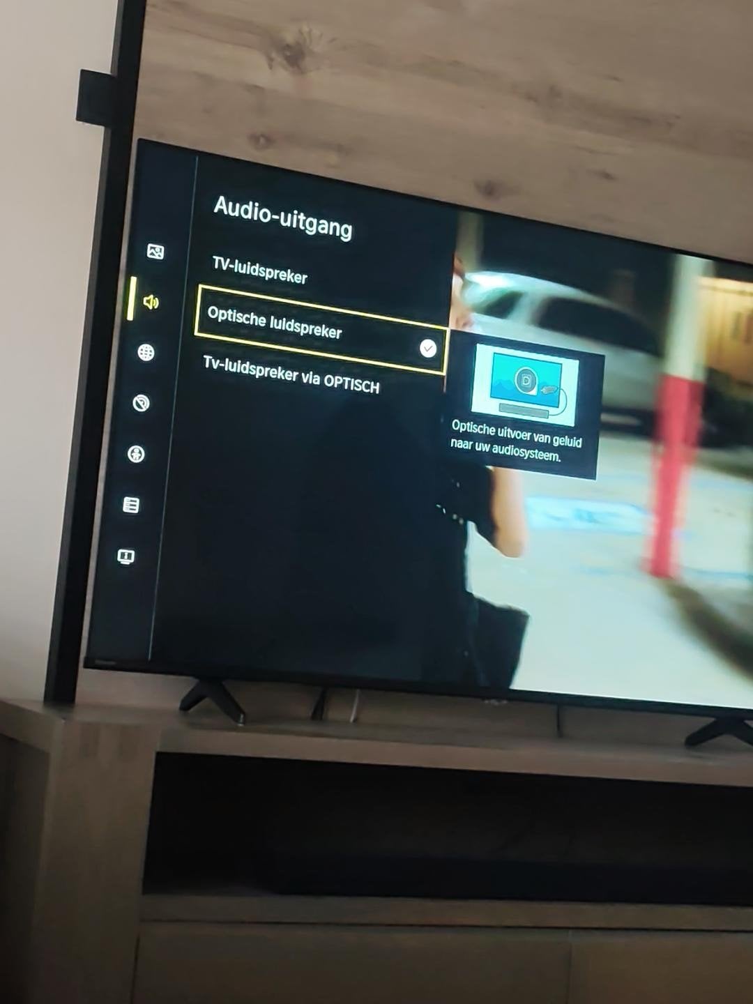 Philips Ambilight, Telecommunicatie, Ophalen