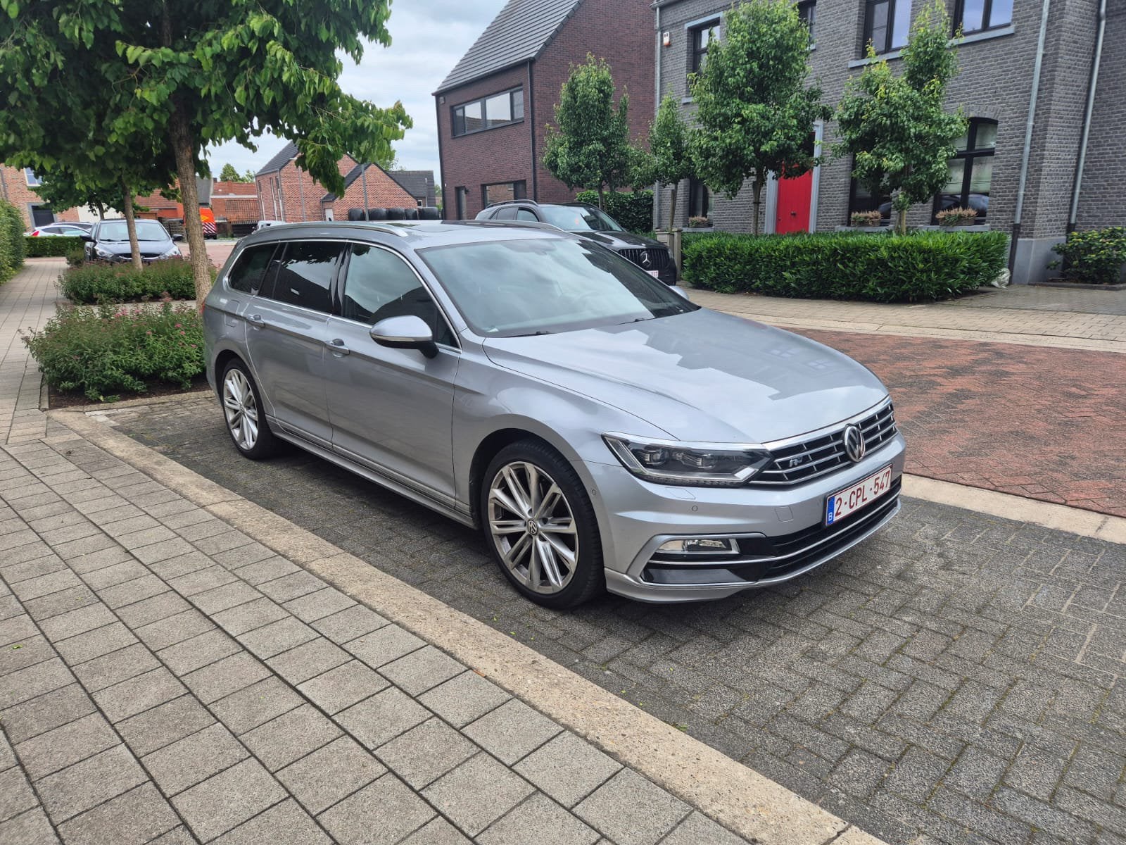 VW PASSAT R-Line : Full option!!! Pano, automaat, …., Auto's, Automaat, Euro 6, Grijs, Particulier