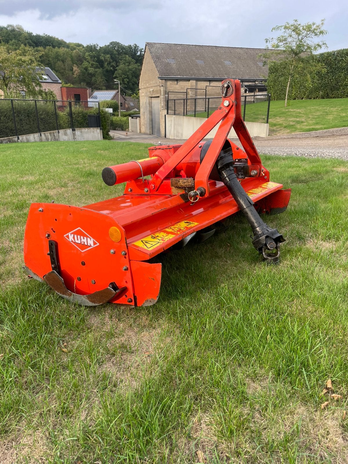 Kuhn EL 43 snijder, Ophalen