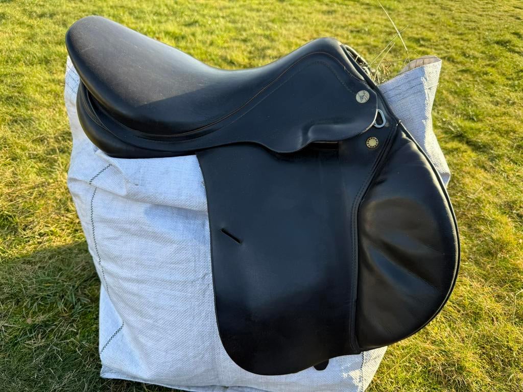 Prestige springzadel, Dieren en Toebehoren, Ophalen of Verzenden, Zo goed als nieuw