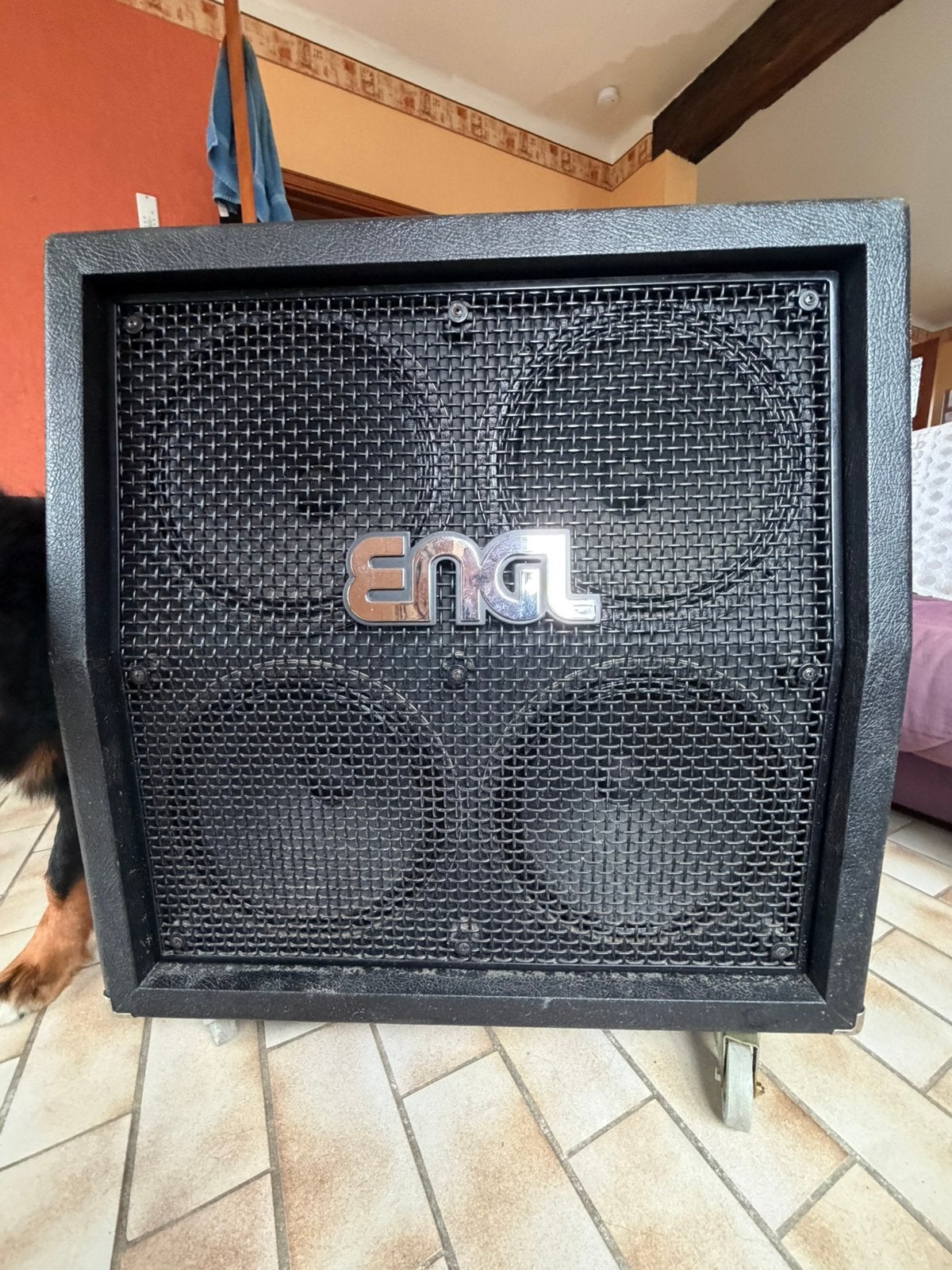 Engl Pro Cab slanted 2012 - Slanted, Musique & Instruments, Enlèvement, Comme neuf, Guitare, 100 watts ou plus