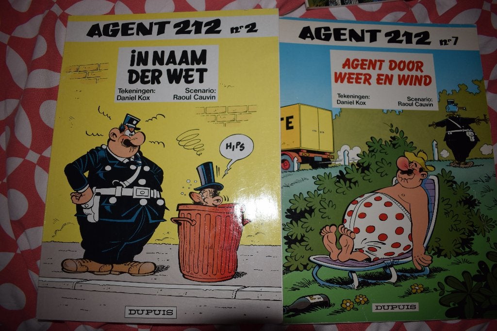agent 212, Boeken, Ophalen