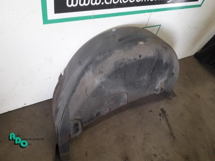Passage de roue d'un Peugeot Partner (Partner 08-), -, 3 mois de garantie, Utilisé, -