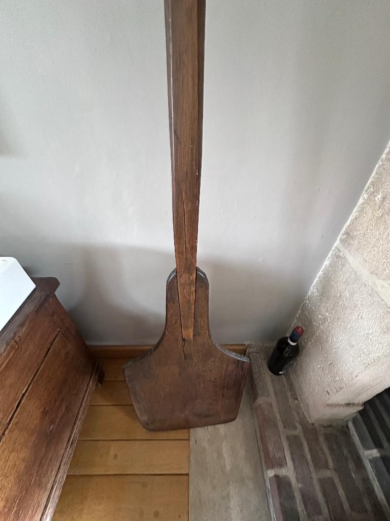 Antieke houten broodschep / ovenpaan, Ophalen
