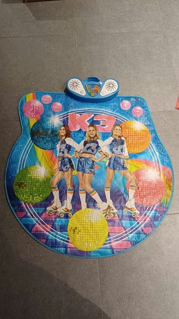 K3_dansmat, Ophalen, Zo goed als nieuw