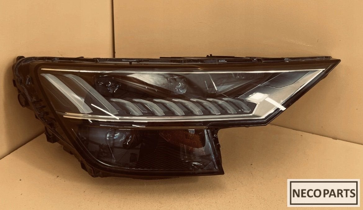 AUDI Q7 4M MATRIX LED KOPLAMP ORIGINEEL ALLES LEVERBAAR !!!, Gebruikt, -, -, -