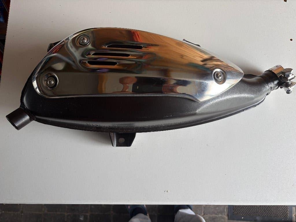 piaggio vespa gts 300 nieuwe uitlaat 100 euro, Motoren, Particulier