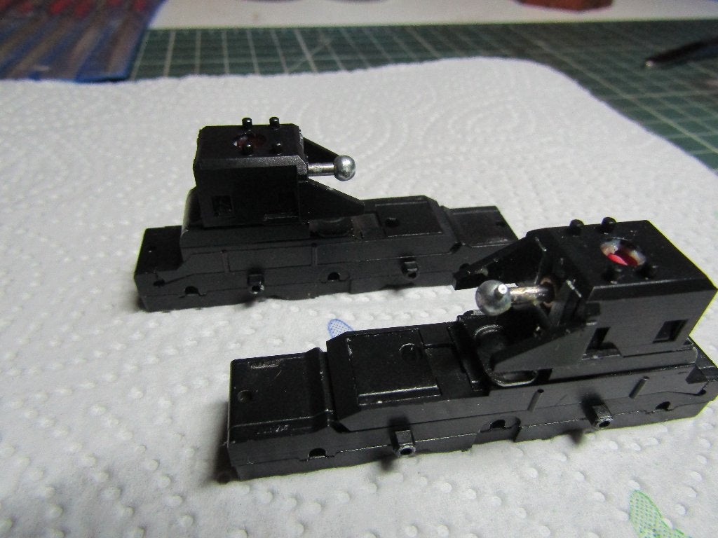 2 Roco tandwielkasten met tandwielen en wormen bolle neus, Enlèvement ou Envoi, Comme neuf, Autres types, Roco