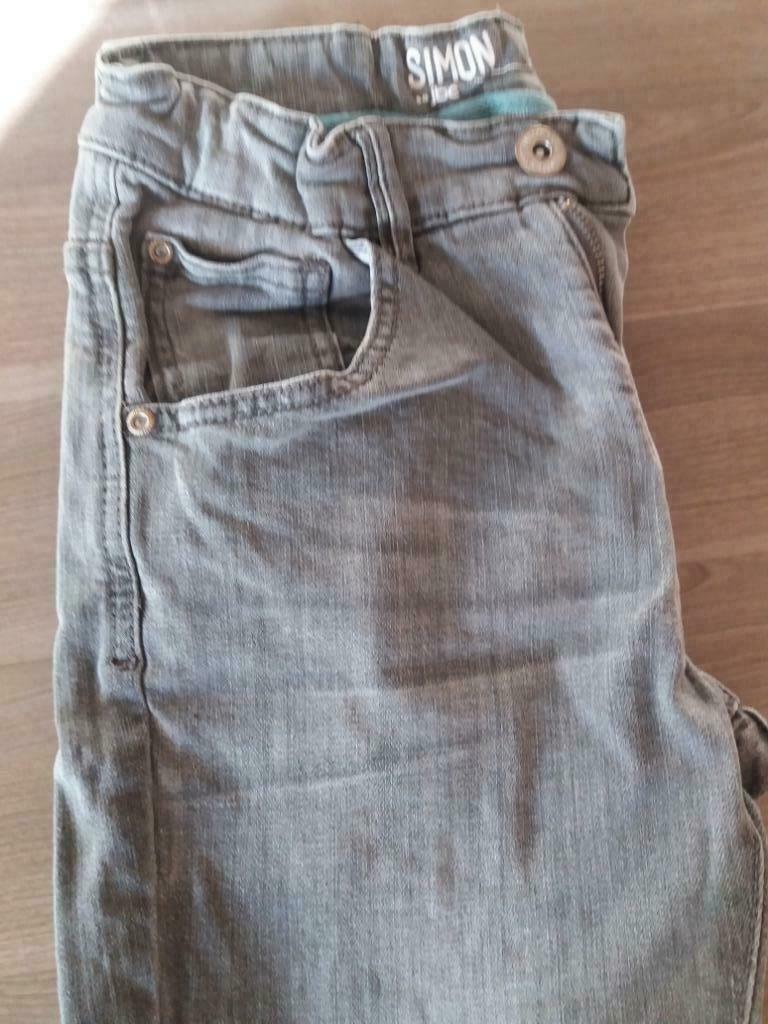 1 jean gris 146, Pantalon, Garçon, Enlèvement ou Envoi, Utilisé