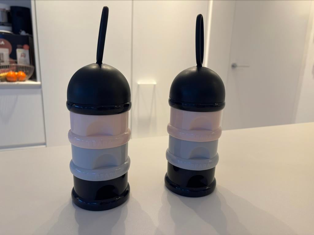BEABA melkpoeder doseerdoosjes 2 stuks, Kinderen en Baby's, Ophalen, Gebruikt