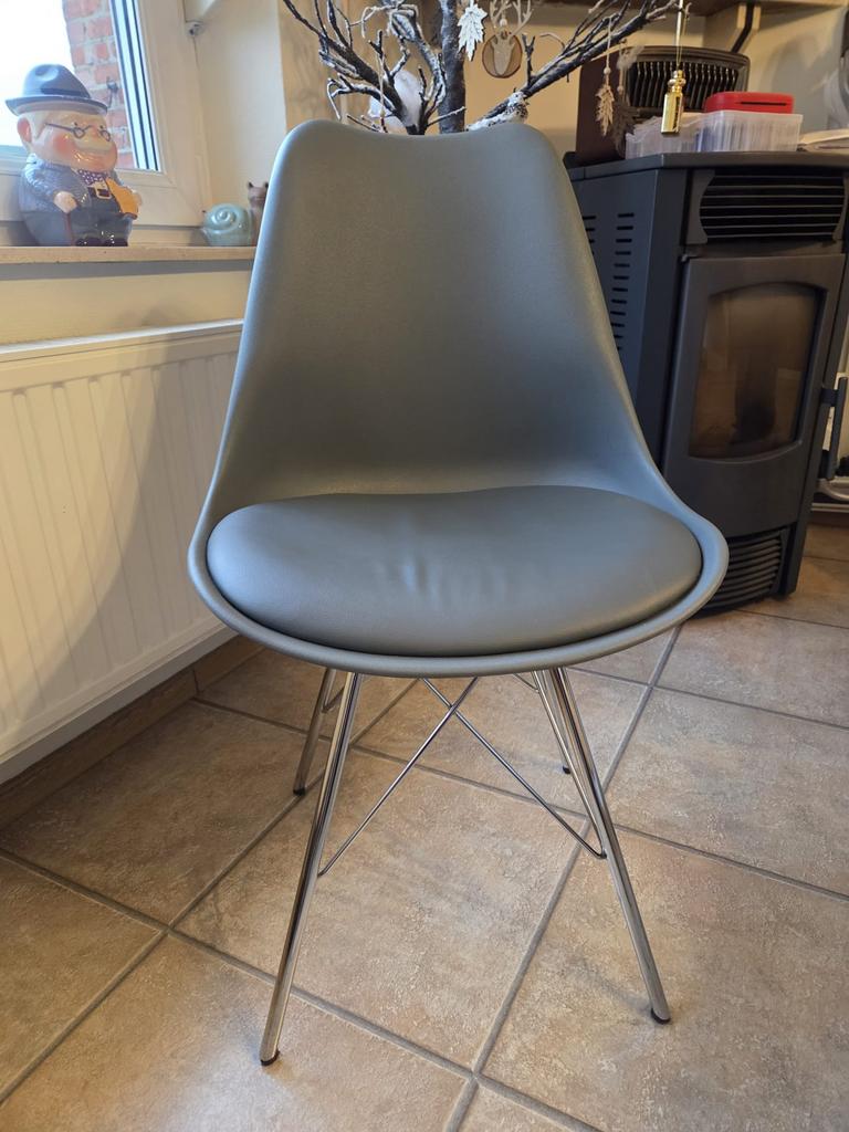 Stoelen, Huis en Inrichting, Stoelen, Ophalen, Zo goed als nieuw, Vijf, Zes of meer stoelen, Leer