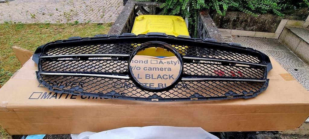 Calandre Mercedes W204 - original, Autos : Pièces & Accessoires, Enlèvement ou Envoi, Utilisé