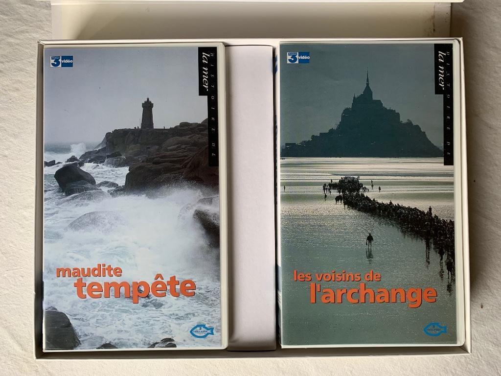 Thalassa Collection 2 coffrets de 2 K7 video soit 4 vidéos, Gebruikt, Verzenden, Alle leeftijden, Boxset