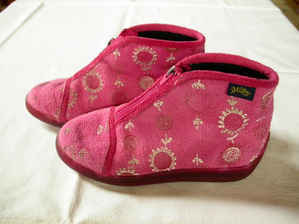 Pantoufles BELLAMY rose  pt 29, Enlèvement ou Envoi, Utilisé, BELLAMY, Pantoufles