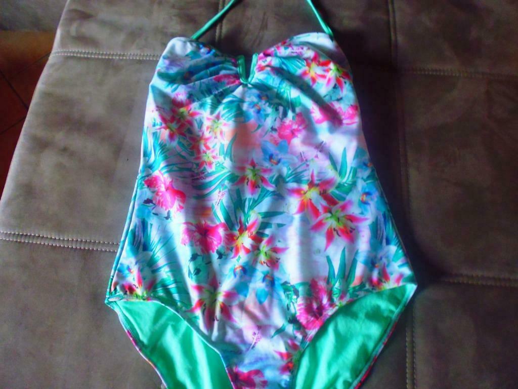 NIEUW hunkemoller badpak m44 MET PAREO, Hunkemöller, Ophalen of Verzenden, Nieuw, Badpak