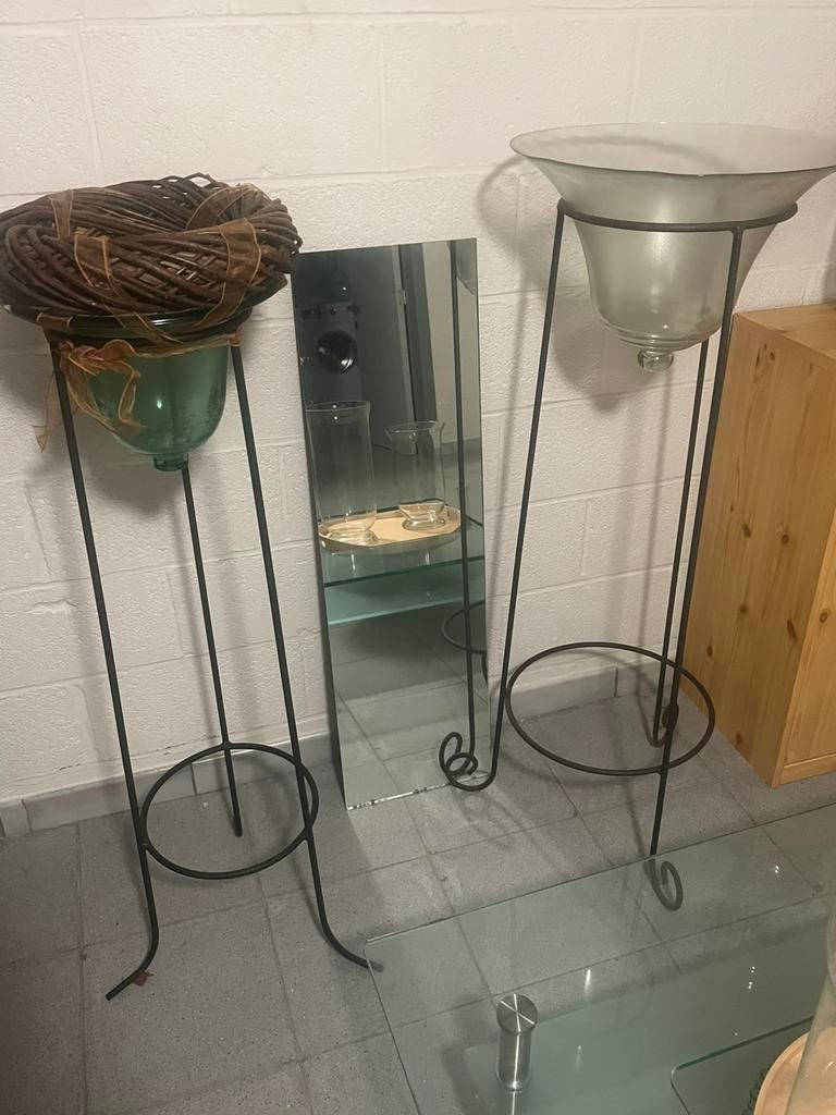 Glazen stolp op metalen statief ( 2 stuks), Ophalen, Gebruikt