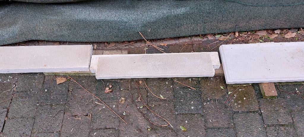 Franse kalksteen van een schouwonderdeel  3 stuks, Doe-het-zelf en Bouw, Ophalen, Gebruikt