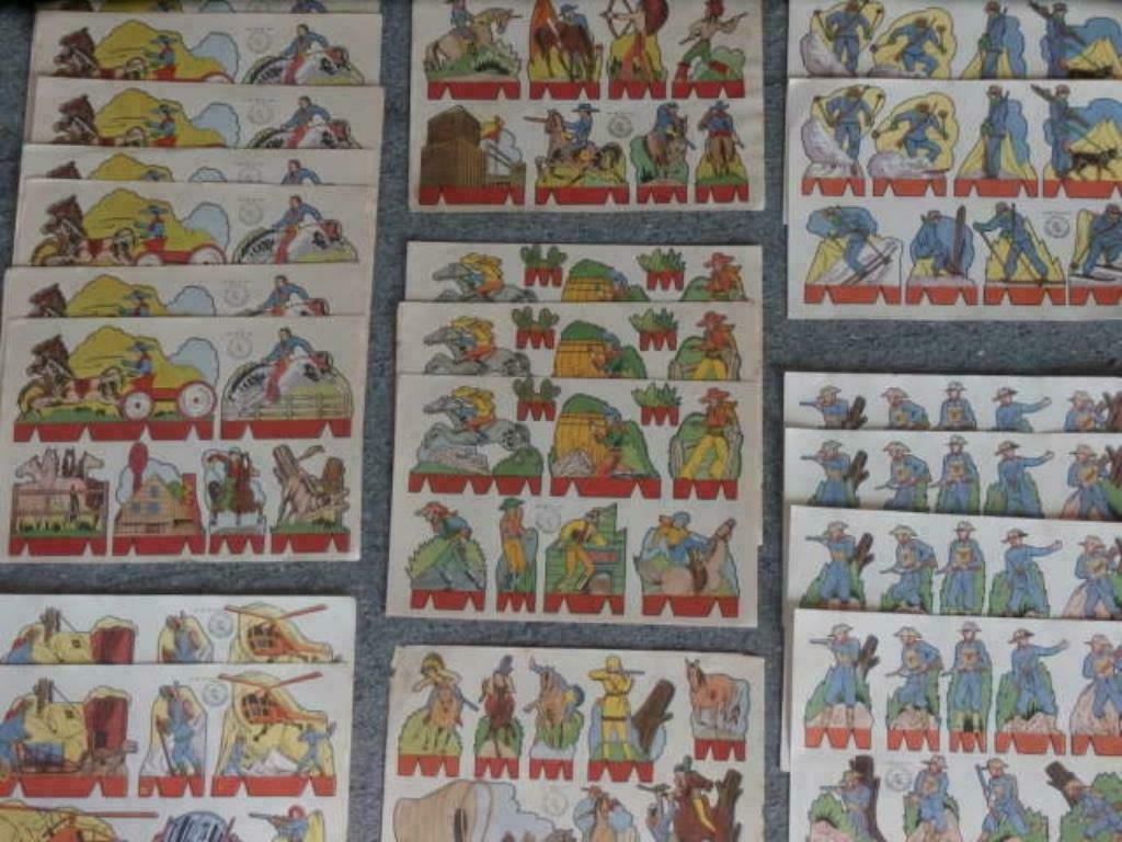 Figurines à découper-Recortas "Rosita" (20pcs), Antiquités & Art, Antiquités | Jouets, Enlèvement ou Envoi