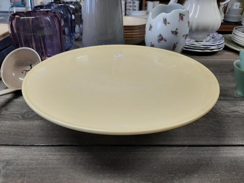 Plat à tarte sur pied jaune Royal Boch, Enlèvement ou Envoi, Neuf