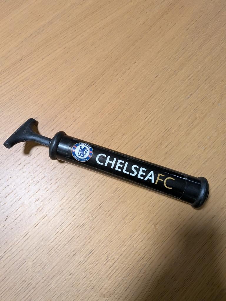 Pompe Chelsea FC, Enlèvement