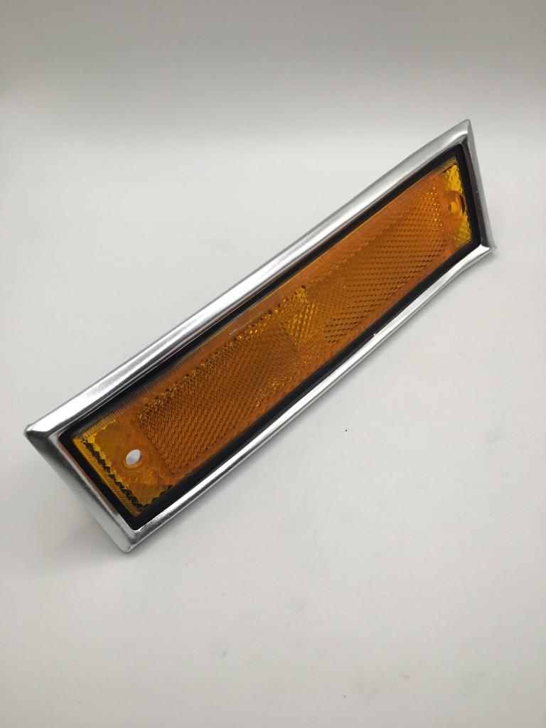 À vendre Clignotant latéral gauche chromé (81+) chevrolet, Enlèvement ou Envoi, Neuf, Chevrolet