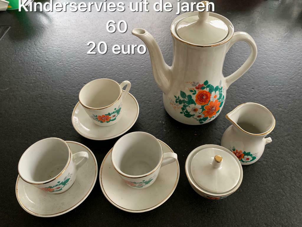 Retro speel-servies, Ophalen, Gebruikt