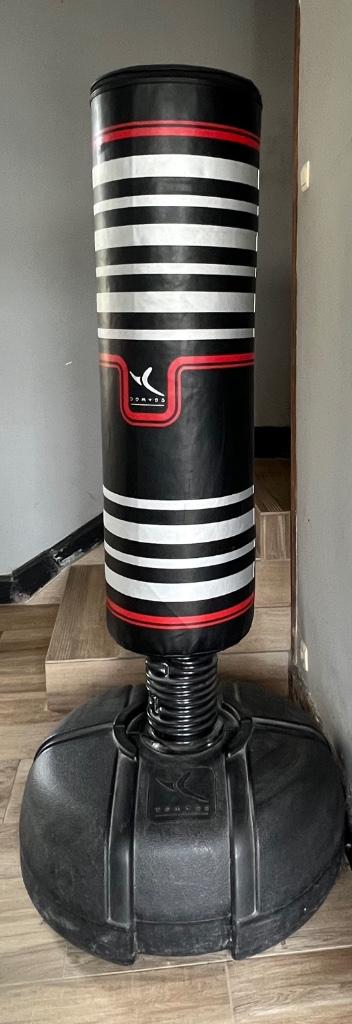 Domyos boksbal, Enlèvement, Utilisé, Punching-ball