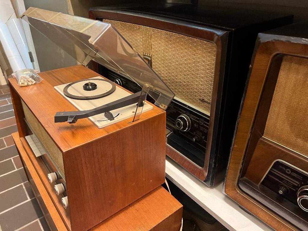 Grundig buizenradio met platenspeler, Audio, Tv en Foto, Ophalen, Gebruikt, Radio