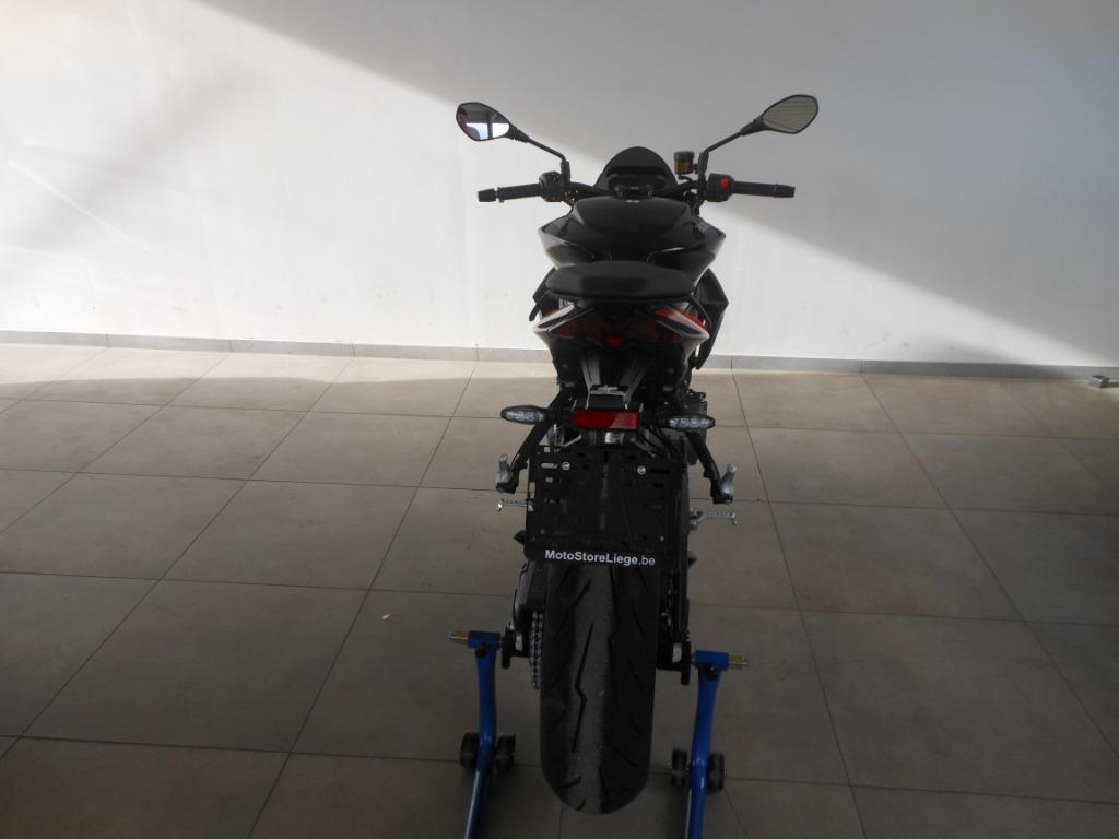 Aprilia Tuono 660 Factory, Entreprise, Plus de 35 kW, 2 cylindres, Permis Moto A2 minimum