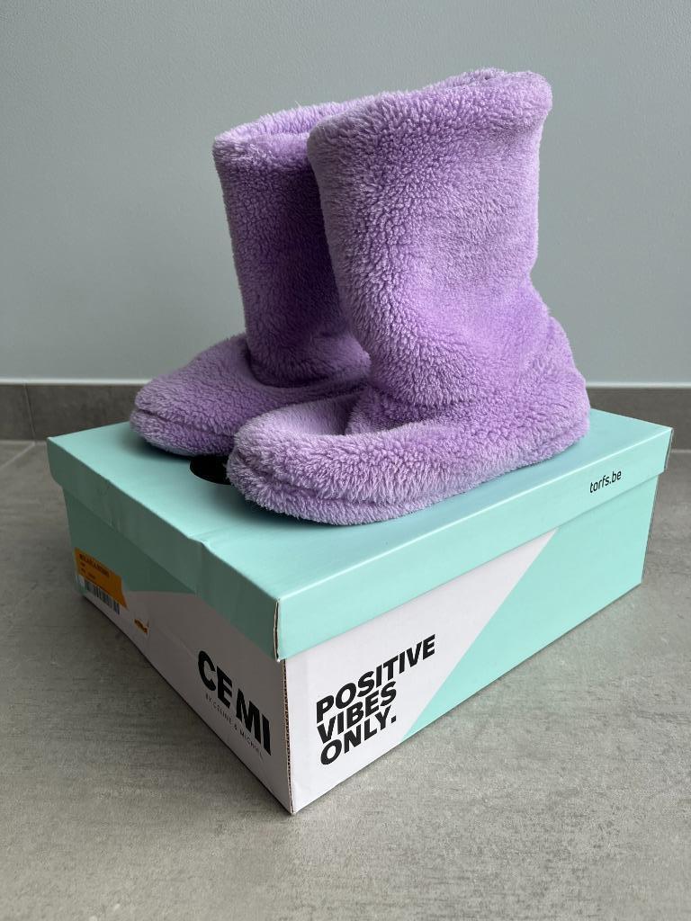 CEMI - Pantoffels - Maat 36 - Nieuwstaat, Kinderen en Baby's, Kinderkleding | Schoenen en Sokken, Meisje, Overige typen, Ophalen of Verzenden