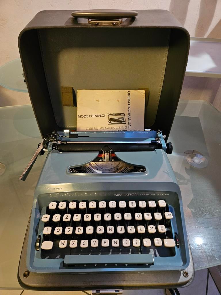 Machine à écrire  marque Remington, Enlèvement