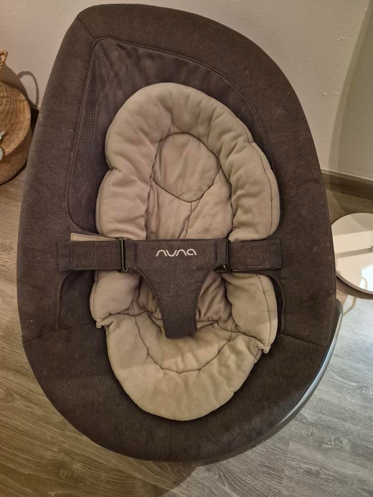 Nuna wipstoel met speelboog, Kinderen en Baby's, Wipstoeltjes, Ophalen, Wipstoel